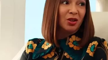 Loot S03 Molly Novak Flower Print Shirt Dress worn by Molly Novak (Maya Rudolph) as seen in Loot