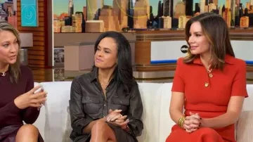 Scanlan Theodore Crepe Knit Poppy Shirt Dress worn by Rebecca Jarvis as seen in Good Morning America on October 22, 2025