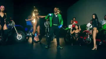 Balenciaga Zapatillas Track.2 Negras y Verde Neón usadas por Blac Youngsta en Moneybagg Yo, Blac Youngsta – Super Hot (Video Musical Oficial)