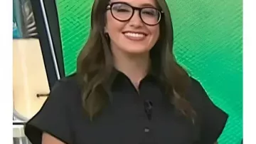 The Today Show 2025 Savannah Sellers Double Buckle Waist Shirt