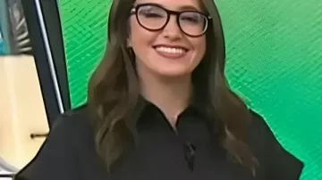 Savannah Sellers Double Buckle Waist Shirt worn by Savannah Sellers as seen in Today