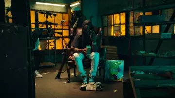T-shirt Gucci Black Hawaii porté par Chief Keef dans Chief Keef & Mike WiLL Made-It – BANG BANG (Official Music Video)