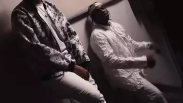 Kanghyuk White Airbag Pants porté par Pusha T à Cordae - Nightmares Are Real (feat. Pusha T) [Official Music Video]