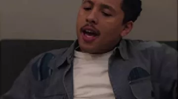 Abbott Elementary S5 Veste patchwork bleu glacier à Abbott Elementary (S05)