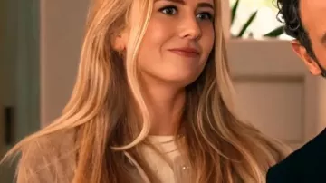 Nobody Wants This S02 Justine Lupe Brown Crop Jacket worn by Morgan (Justine Lupe) as seen in Nobody Wants This (S02E01)