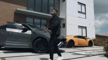 Veste Prada Bi Stretch noire portée par DDG à DDG - iCarly « Freestyle » (Vidéo Officielle)