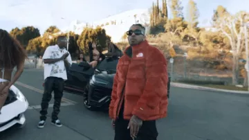 Gafas de sol Balenciaga Black Blow usadas por DDG en DDG - Moonwalking in Calabasas Remix ft. YG (Video musical oficial)