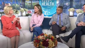 Van Cleef & Arpels Magic Alhambra Long Necklace worn by Anne Thompson as seen in Today on October 24, 2025