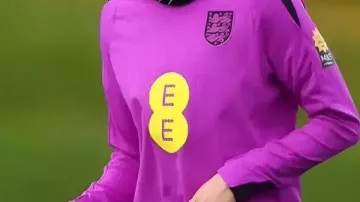 Camp 2025 Chloe Kelly Sweatshirt worn by Chloe Kelly in That Chloe Kelly technique ????