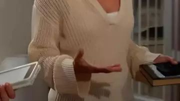 Suéter de ganchillo usado por (Sharon Newman) en The Young and the Restless