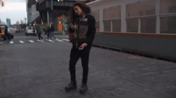 Jeans Amiri Black MX1 porté par DD Osama dans DD Osama - Who I Am (Vidéo Officielle)