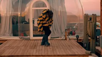 Balenciaga x Crocs Botas altas de goma negras usadas por DDG en DDG - Vegan (Video musical oficial)