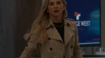 9-1-1 Nashville S01 Jessica Capshaw Trench Coat of Blythe Hart (Jessica Capshaw) in 9-1-1: Nashville (S01E07)