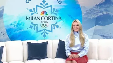 Haut en soie Diane von Furstenberg Eldridge en eau porté par Milan Cortina comme on le voit dans Today le 27 octobre 2025