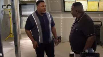 Old Navy Button-Down Striped Polo worn by Marty Butler (Marcel Spears) as seen in The Neighborhood (S08E02)