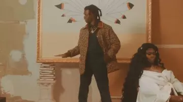 Jakcet acolchado Chateau Marmont floral verde de Gucci usado por Denzel Curry en Denzel Curry - RICKY