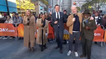 Veja V-10 Sneakers worn by Jim Gaffigan as seen in Today on  October 28, 2025