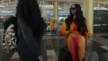 Pantalon de jogging Akira Sorbet Ombre porté par Keiarna Stewart comme on le voit dans The Real Housewives of Potomac (S10E04)