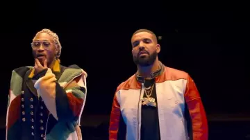 Yohji Yamamoto Veste de moto Yohji Riders en cuir blanc et rouge portée par Drake dans Future - Life Is Good (Official Music Video) ft. Canard