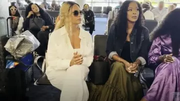 Falda larga fruncida Akira It Only Gets Better usada por Stacey Rusch como se ve en The Real Housewives of Potomac (S10E04)