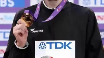 Sweatshirt worn by Hamish Kerr in World Athletics Championships Tokyo 2025