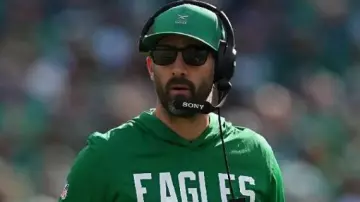 Eagles vs Giants Green Hoodie worn by Nick Sirianni in ????INSTANT REACTION: GREAT WIN! Philadelphia Eagles DOMINATE Giants Led By Jalen Hurts, Saquon Barkley