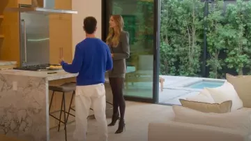 Alex Perry Minifalda de tiro bajo a rayas usada por Alanna Gold como se ve en Selling Sunset (S09E02)