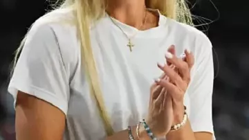 White T-Shirt worn by Sophie Cunningham in WNBA Playoffs Semifinal 2025