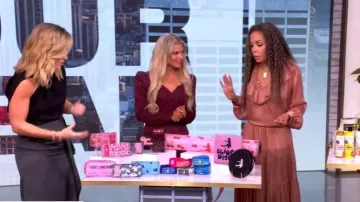 Club L Lana Burgundy Pinstripe Woven Sweetheart-Neck Tailored Top worn by Suzie Bachman as seen in The View on October 29, 2025