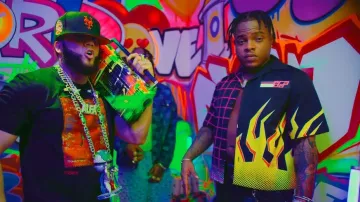 Chemise Prada Pink Grid & Yellow Flame Double Match portée par Braulio Fogón dans El Alfa El Jefe ❌ French Montana ❌ Braulio Fogón ❌ Kaly Ocho - MONEY MACHINE (Vidéo Officielle)