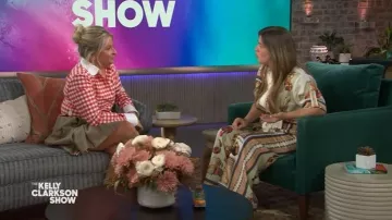 Pantalones anchos de lino estampados de Alemais Mercado usados por Kelly Clarkson como se ve en The Kelly Clarkson Show el 28 de octubre de 2025