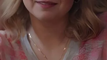 Ghosts US S05 Rose McIver Cardigan en guimauve rose