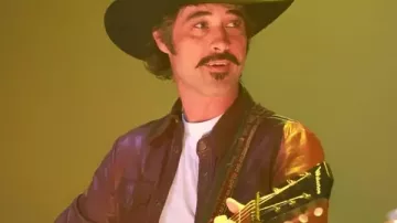 Ryan Bingham All Night Long Tour Western Leather Jacket in the music video The All Night Long Tour 2025