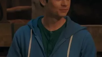 Mi vida con los Walter Boys Alex Walter Chaqueta azul con capucha usada por Alex Walter (Ashby Gentry) en Mi vida con los Walter Boys (T01)