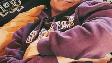 Mi vida con los Walter Boys Dylan Sudadera con capucha usada por (Kolton Stewart) en Mi vida con los Walter Boys