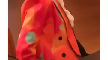 Tie Dye Blazer of Elsbeth Tascioni (Carrie Preston) in Elsbeth (S03)