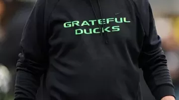 Dead Hoodie worn by Justin Herbert in Oregon Ducks pay tribute to the Grateful Dead with 'tie-dye out' against Wisconsin