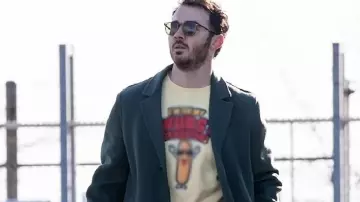 Una película navideña muy Jonas 2025 Kevin Jonas Abrigo de lana de Kevin Jonas (Kevin Jonas) en Una película navideña muy Jonas