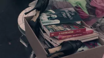 Serena Joy Waterford's (Yvonne Strahovski) pumps in The Handmaid's Tale S01E06