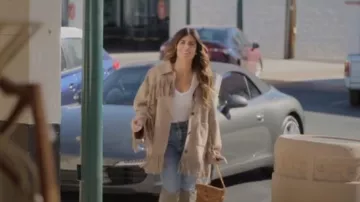 Madewell Relaxed V Neck Tee worn by Alison Victoria as seen in Sin City Rehab (S01E07)