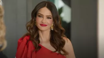 Pendientes de ojo Schiaparelli usados por Sandra Vergara como se ve en Selling Sunset (S09E07)