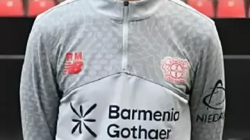 Grey Sweatshirt worn by Rogier Meijer in Bayer 04 Leverkusen 2025