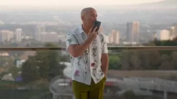 Chemise à manches courtes Dior Herbarium Illustration portée par Jason Oppenheim comme on le voit dans Selling Sunset (S09E09)