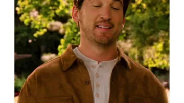 Miles Teller SNL S51 Veste chemise en daim (Miles Teller) dans Saturday Night Live (S50E21)