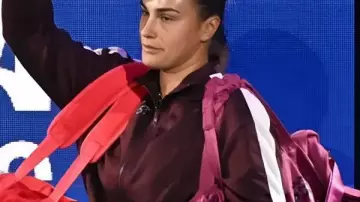 Chaqueta corta Aryna Sabalenka de las Finales de la WTA 2025