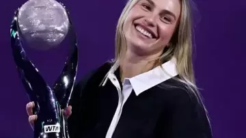 WTA Finals 2025 Aryna Sabalenka Haut oversize à manches courtes