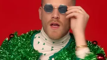 La canción te hizo lucir Chaqueta verde de Scott Hoying como se ve en Made You Look