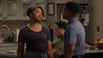 Gap Ribbed Scoopneck T-Shirt worn by Jamilah (Adrianna Mitchell) as seen in Crutch (S01E01)