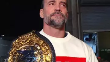 Sweat-shirt CM Punk de CM Punk à WWE Raw