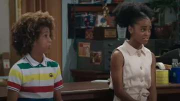 Reiss Rose Milena 9-13 ans Viscose-Lin Robe à col ceinturé portée par Lisa (Braxton Paul) comme on le voit en Béquille (S01E04)